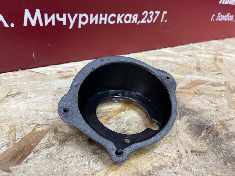 Горловина лючка бензобака - фото 3