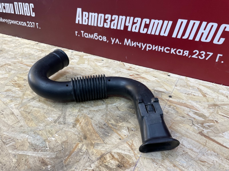 Патрубок воздушного фильтра - фото 2
