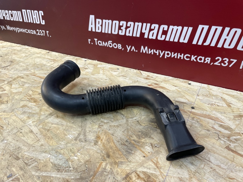 Патрубок воздушного фильтра - фото 2