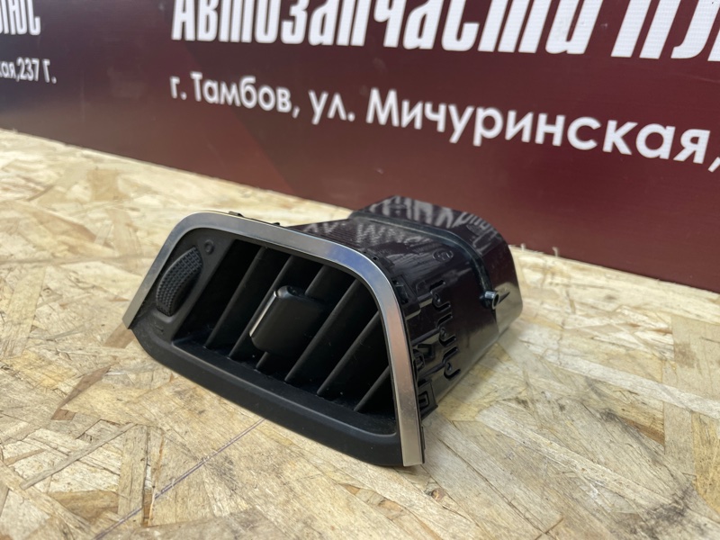 Воздушный дефлектор салона - фото 2