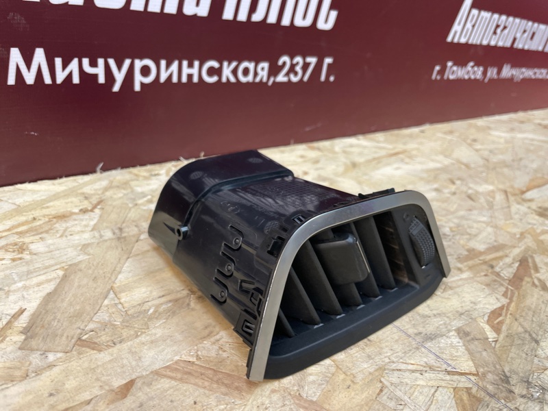 Воздушный дефлектор салона - фото 3