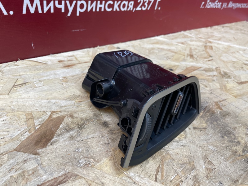 Воздушный дефлектор салона - фото 3