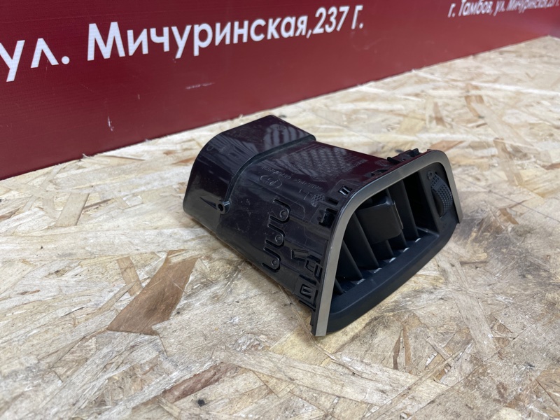 Воздушный дефлектор салона - фото 3
