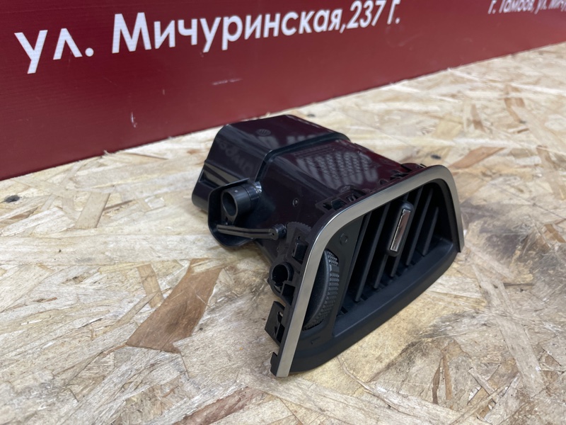 Воздушный дефлектор салона - фото 3