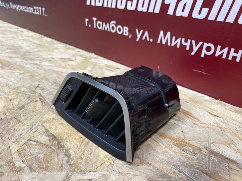 Воздушный дефлектор салона - фото 2