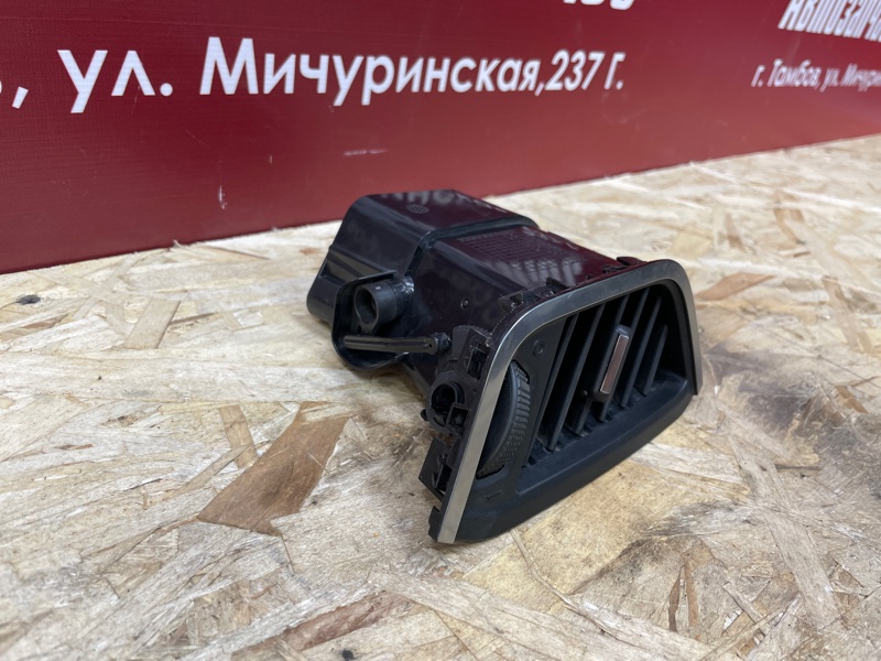Воздушный дефлектор салона - фото 3