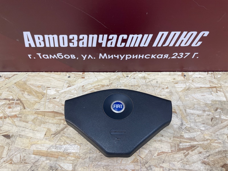 Подушка безопасности водителя - фото 1