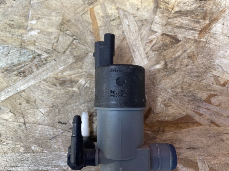 Моторчик бачка омывателя - фото 6