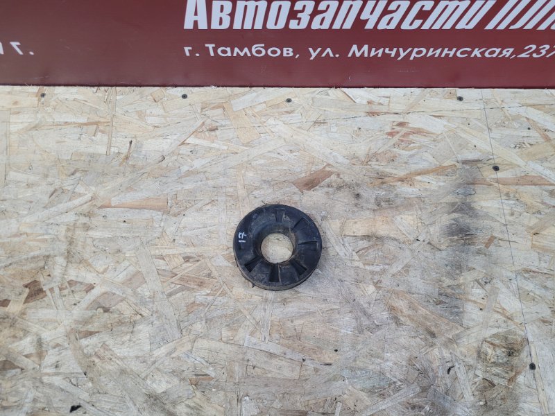 Верхняя опора    пружины - фото 1