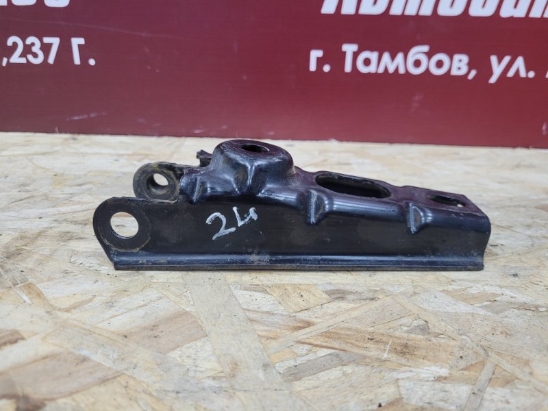 Кронштейн  опоры двигателя - фото 1