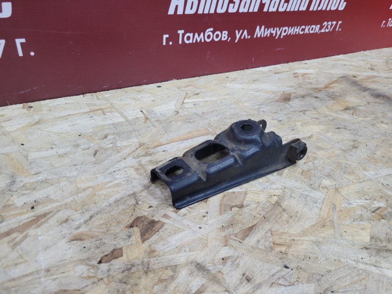 Кронштейн опоры двигателя - фото 3