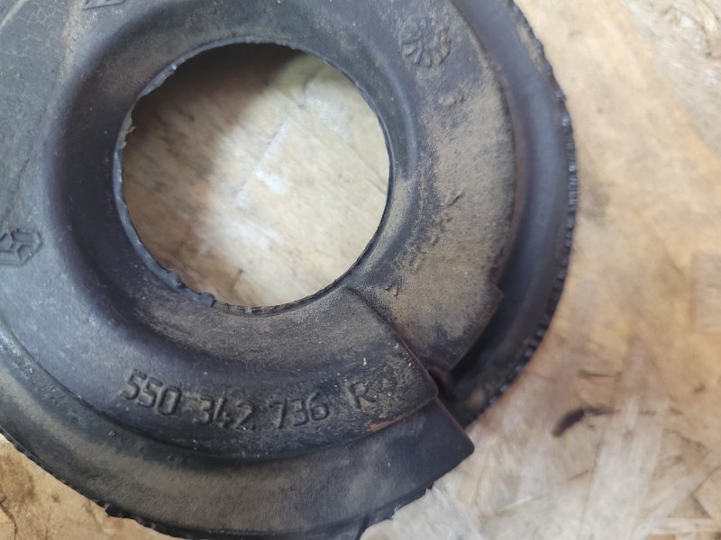 Верхняя опора    пружины - фото 5