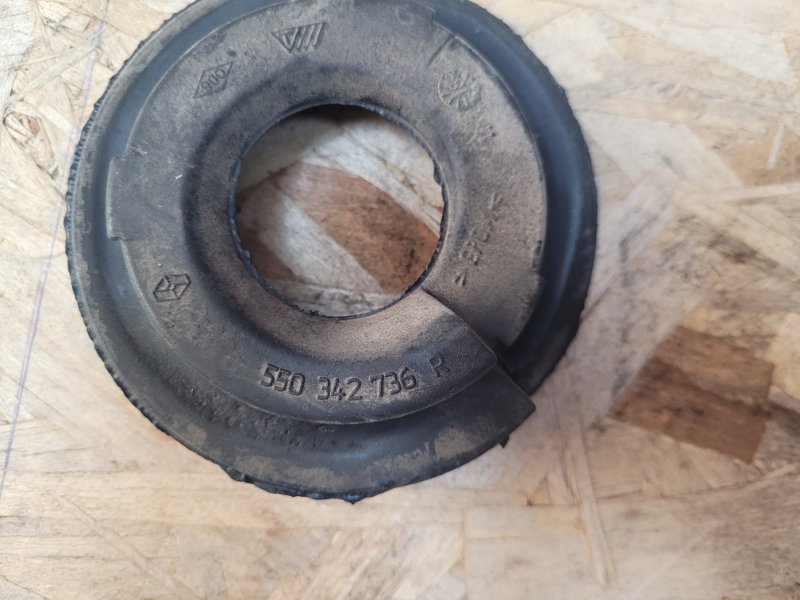 Верхняя опора    пружины - фото 5