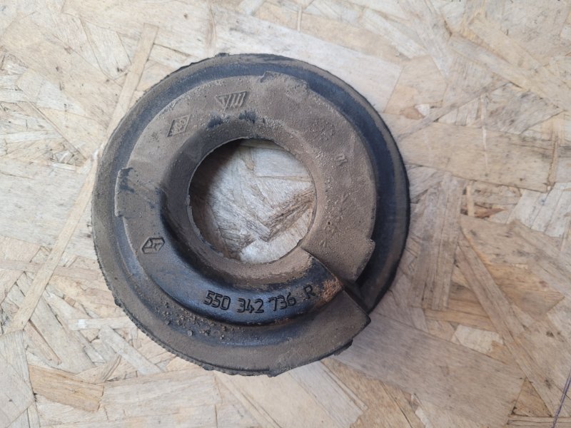 Верхняя опора    пружины - фото 5