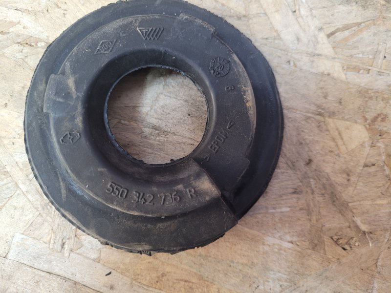 Верхняя опора    пружины - фото 5