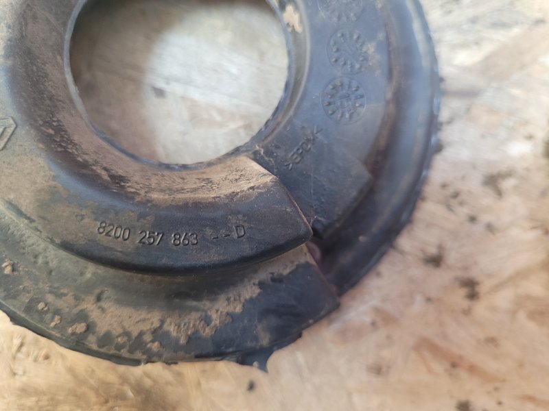 Верхняя опора    пружины - фото 5