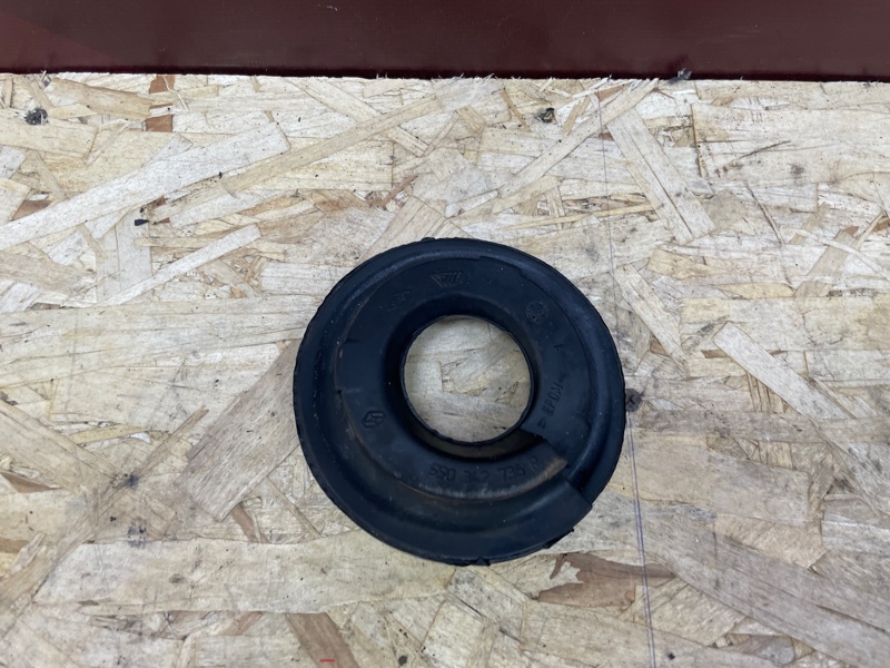 Верхняя опора    пружины - фото 2