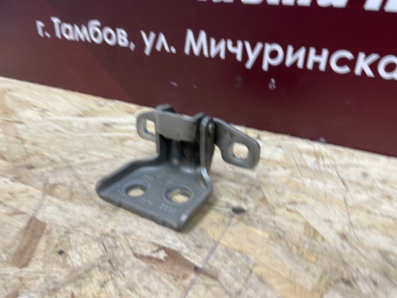 Петля двери - фото 2