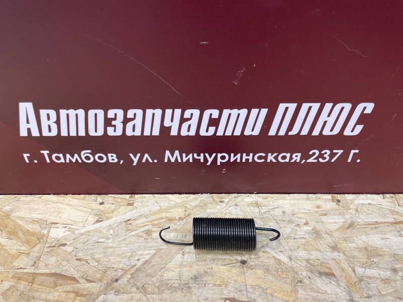 Пружина крышки багажника - фото 1
