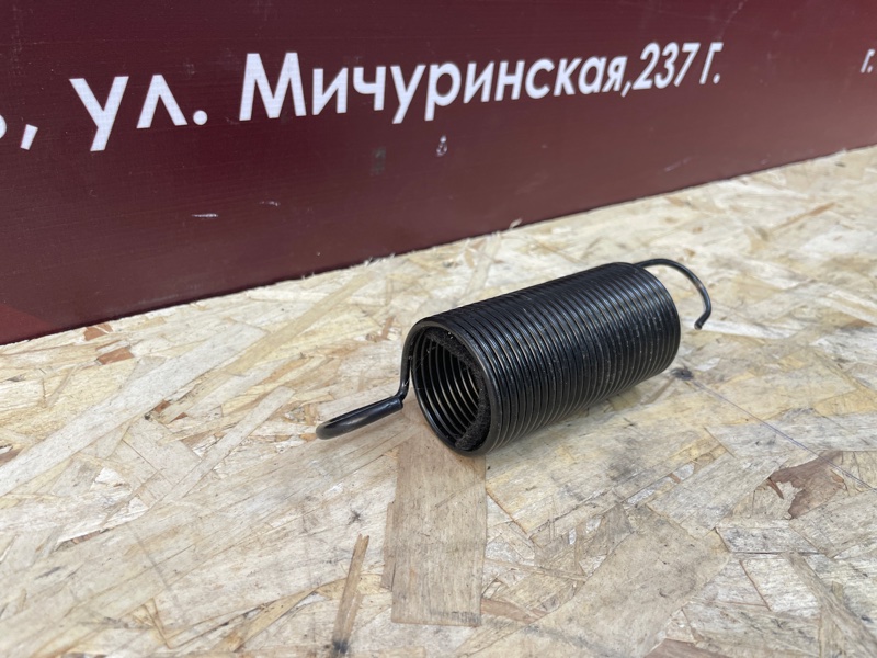 Пружина крышки багажника - фото 4