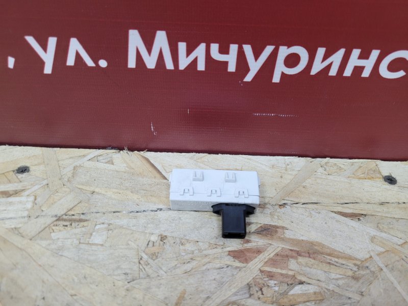 Датчик ремня безопасности - фото 2