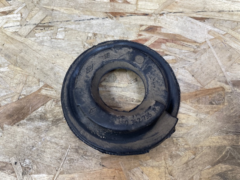 Верхняя опора    пружины - фото 2