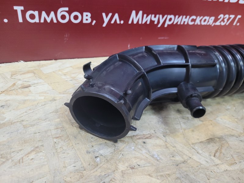Патрубок воздушного фильтра - фото 3