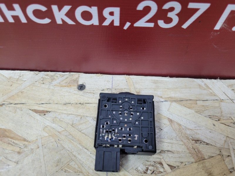 Кнопка корректора фар - фото 4