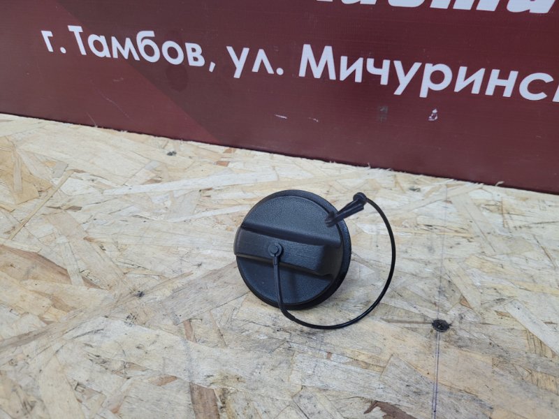 Крышка топливного бака - фото 2