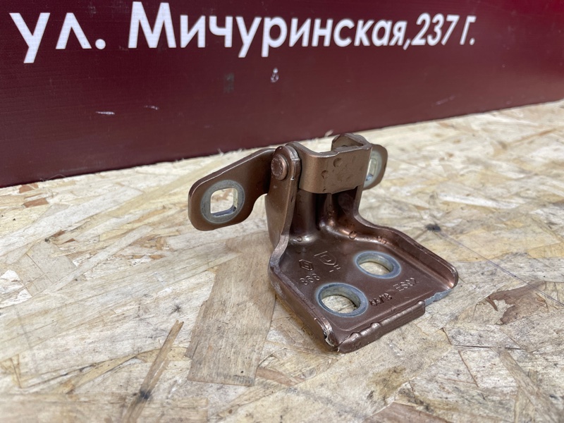 Петля двери - фото 2