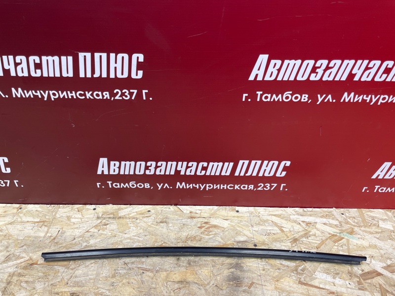 Уплотнитель стекла      двери - фото 1