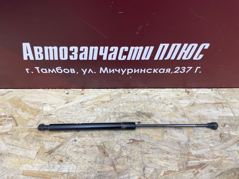 Амортизатор багажника - фото 7