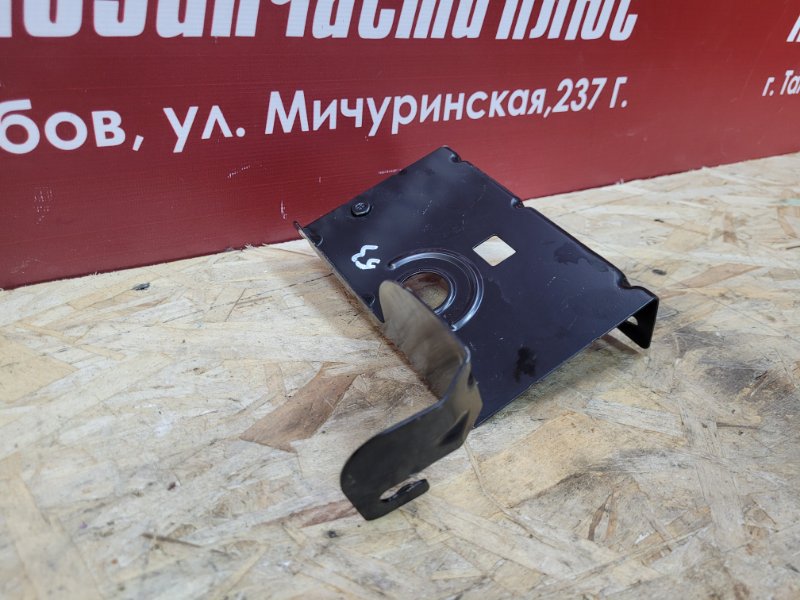 Кронштейн топливного фильтра - фото 3