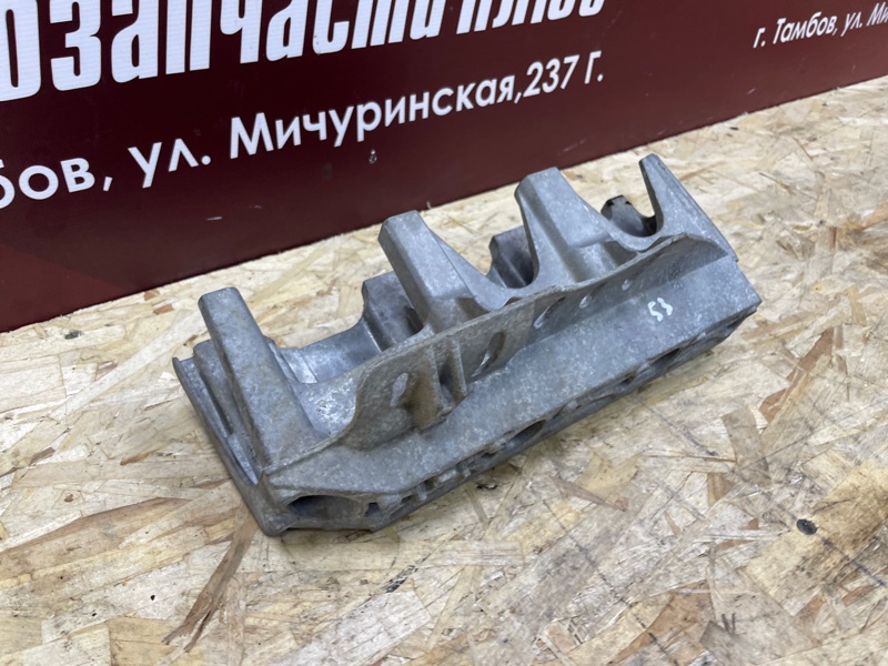 Кронштейн впускного коллектора - фото 3