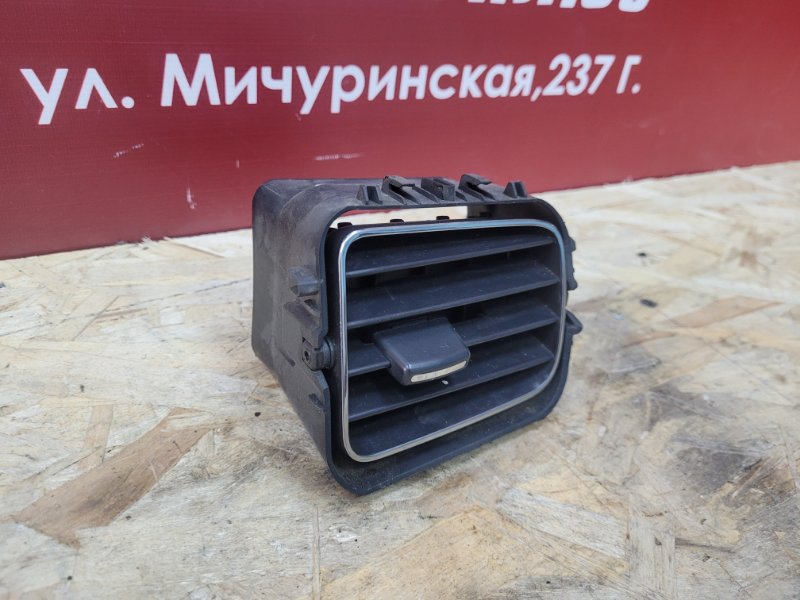 Воздушный дефлектор салона - фото 3