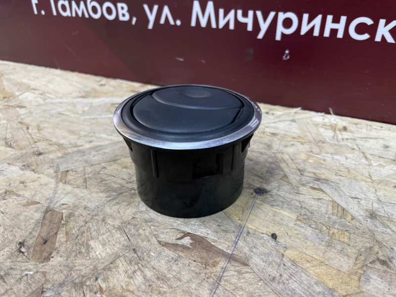 Воздушный дефлектор салона - фото 3