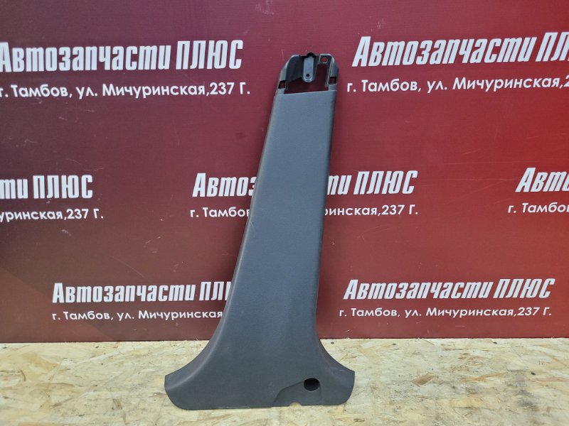 Обшивка средней стойки - фото 1
