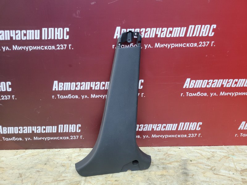Обшивка средней стойки - фото 1