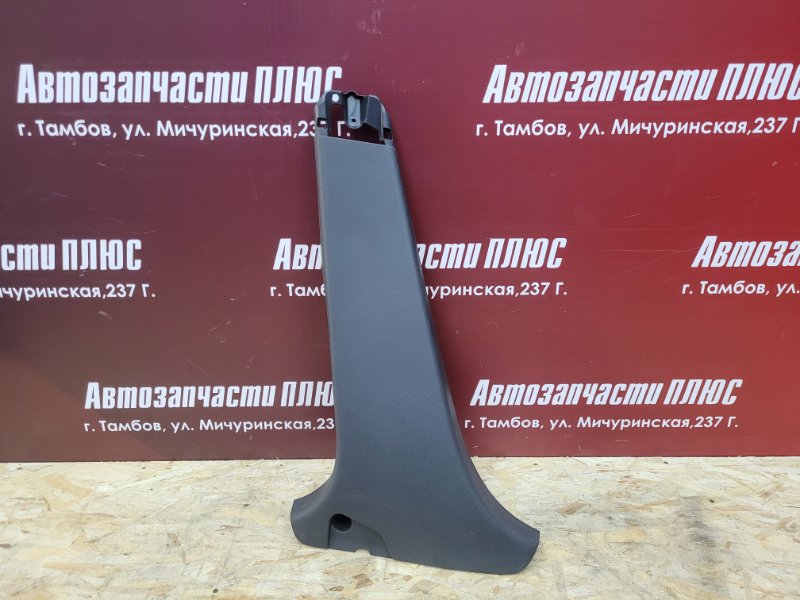 Обшивка средней стойки - фото 1