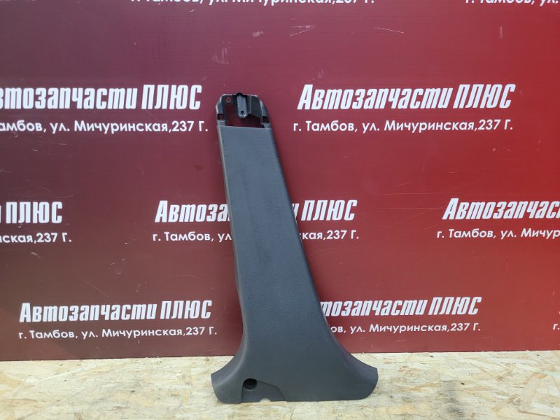 Обшивка средней стойки - фото 1