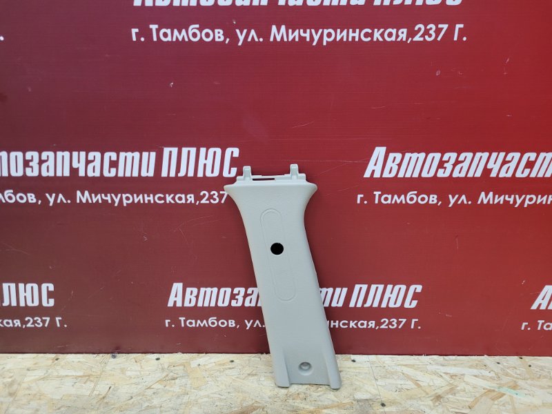 Обшивка средней стойки - фото 1