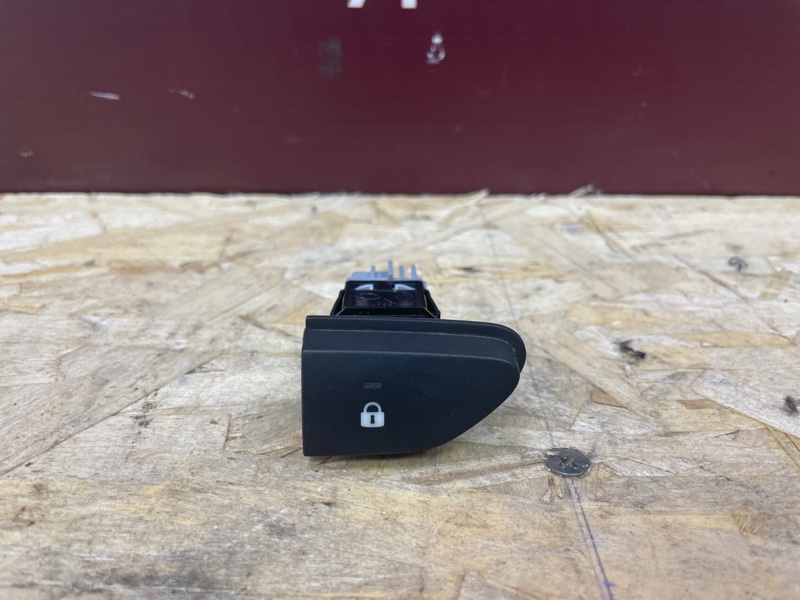 Кнопка центрального замка - фото 2