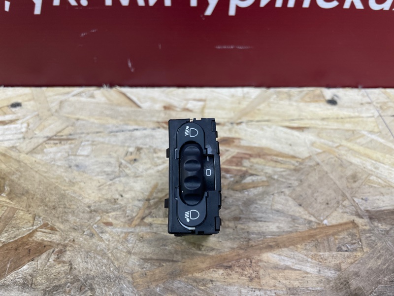 Кнопка корректора фар - фото 2