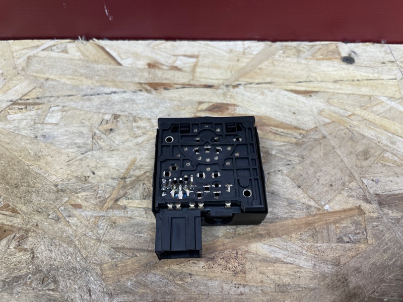 Кнопка корректора фар - фото 5