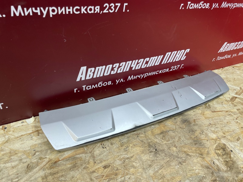 Накладка бампера - фото 3
