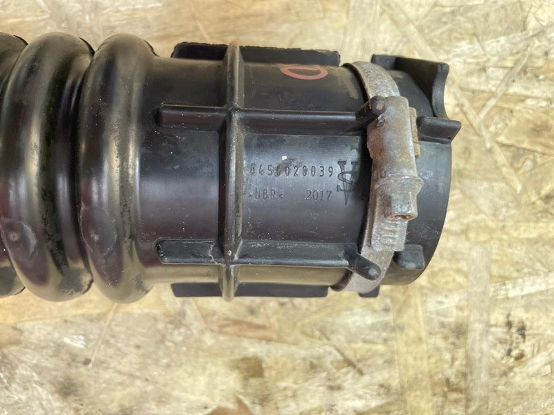 Патрубок воздушного фильтра - фото 4