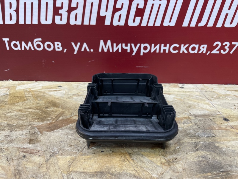 Клапан вентиляции салона - фото 3