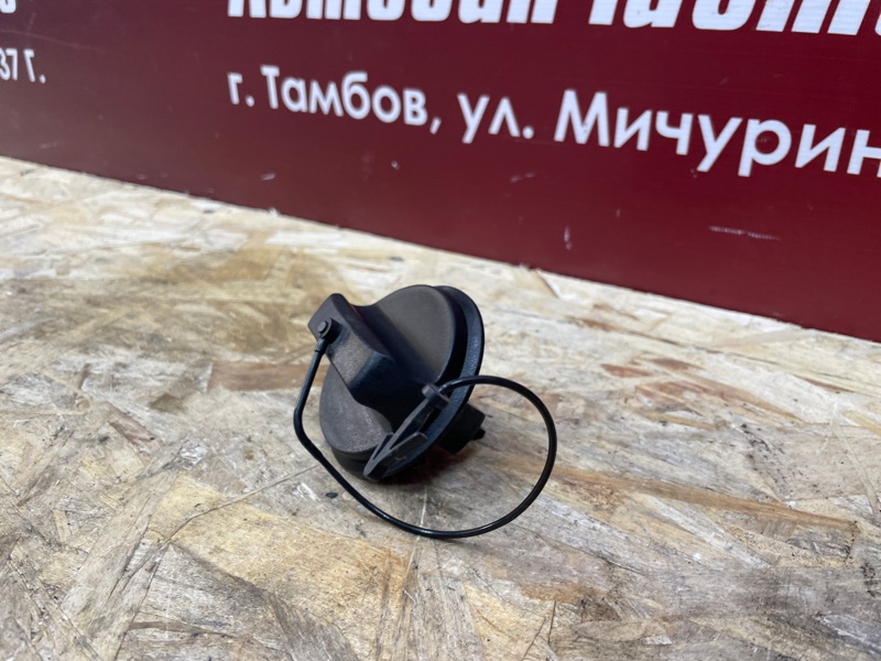Крышка топливного бака - фото 2