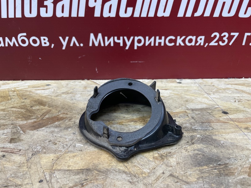 Горловина лючка бензобака - фото 5