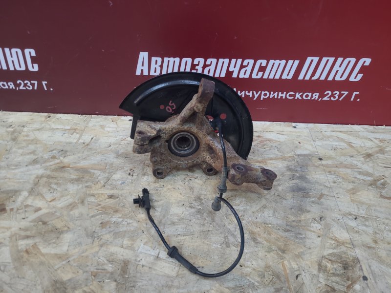 Кулак поворотный - фото 1